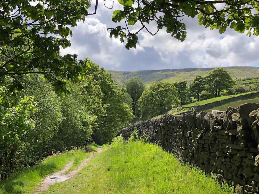Malkin Wood Studio - 15 Min Walk To Holmfirth Centre Ngoại thất bức ảnh